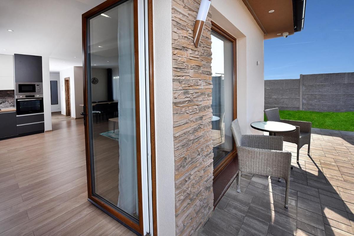 Apartmany Virbo Vrbov Ngoại thất bức ảnh